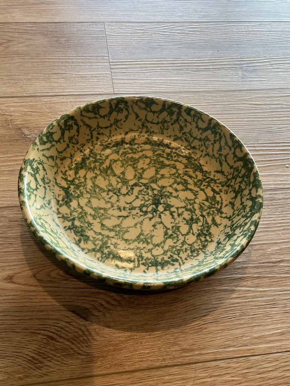 Robinson Ransbottom Pottery Handcrafted Green Spatter Pie Bakeware